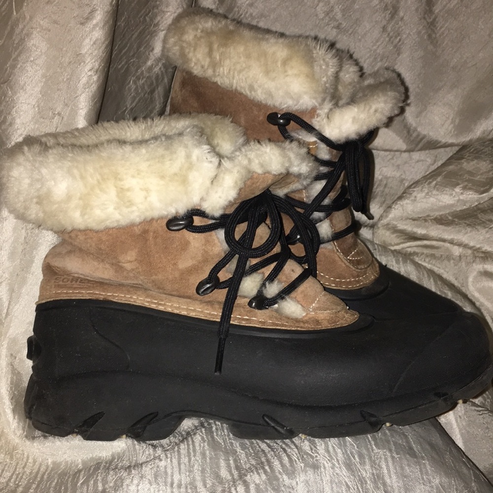 Sorel Boots - Picture 7 of 8